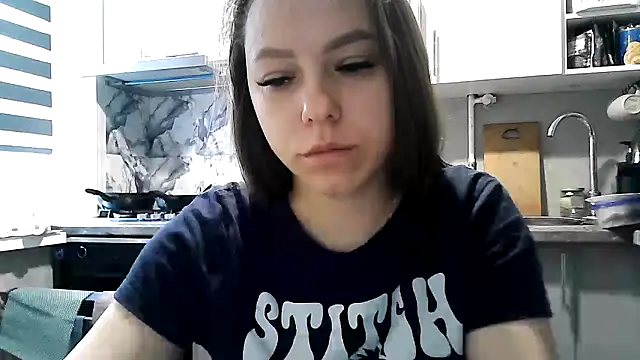 Snapshot of Misssweet_s chatting on November 1, 5:31 am Misssweet s online show from November 1, 5:31 am