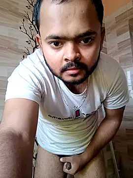 Snapshot of guavam65 chatting on March 3, 9:04 am guavam65 online show from March 3, 9:04 am