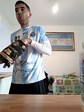 juanignacioargentino online show from February 9, 1:35 pm