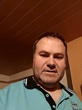 Snapshot of Pourleplasirs chatting on February 7, 4:37 am Pourleplasirs online show from February 7, 4:37 am