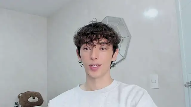 miketwink online show from February 11, 12:48 am