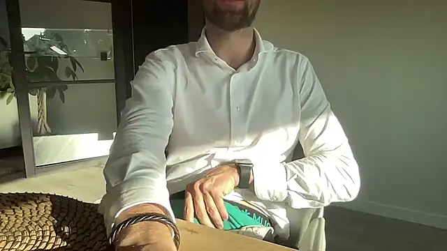 bullyboyy online show from September 10, 3:56 pm