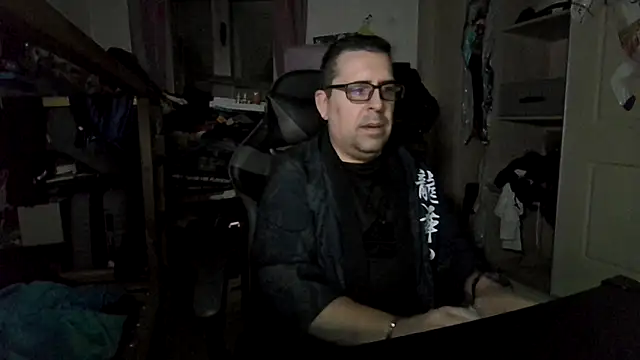 Usame como quieras online show from December 1, 3:55 am