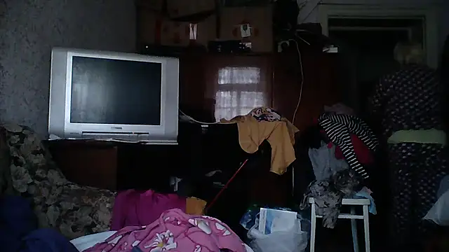 Mayya4321 online show from March 3, 12:00 pm