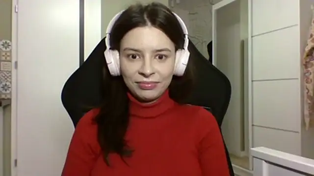 LariceSexy online show from March 2, 7:10 pm