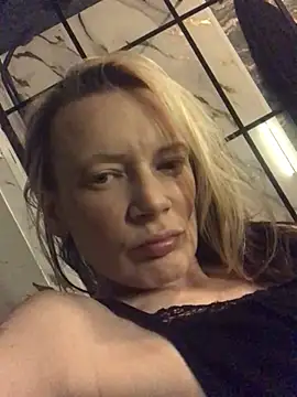 blondey206 online show from March 12, 9:45 pm