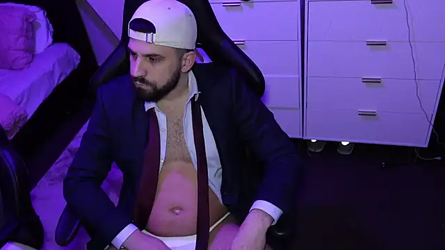 Snapshot of lucas_kazimm chatting on January 29, 7:22 pm lucas kazimm online show from January 29, 7:22 pm