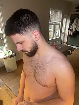 Snapshot of lucas_kazimm chatting on February 13, 10:34 am lucas kazimm online show from February 13, 10:34 am