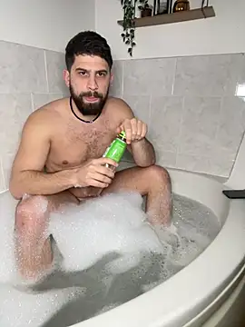 Snapshot of lucas_kazimm chatting on February 18, 8:03 pm lucas kazimm online show from February 18, 8:03 pm