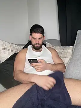 Snapshot of lucas_kazimm chatting on February 18, 11:08 pm lucas kazimm online show from February 18, 11:08 pm