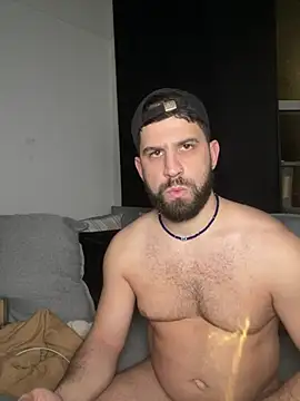 Snapshot of lucas_kazimm chatting on February 19, 9:03 pm lucas kazimm online show from February 19, 9:03 pm