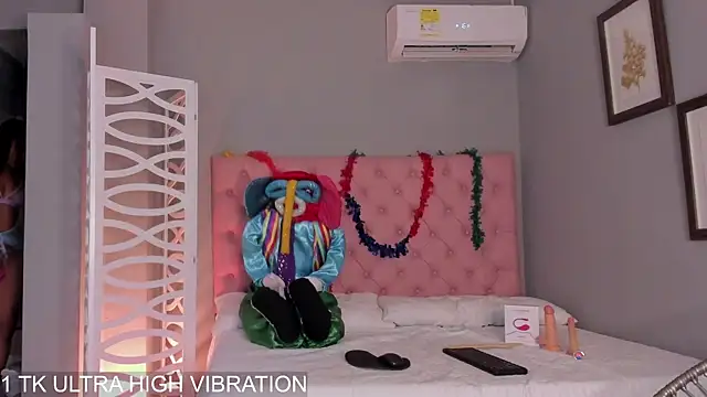 Snapshot of ashanty_queen chatting on February 23, 1:53 pm ashanty queen online show from February 23, 1:53 pm