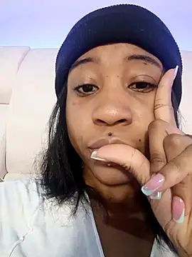 Zaira Rose  online show from March 17, 3:15 pm