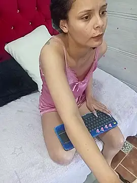 Snapshot of Ariasmithog chatting on February 5, 5:17 pm Ariasmithog online show from February 5, 5:17 pm