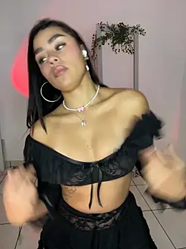 Snapshot of meli_ortiz_ chatting on October 29, 3:25 pm meli ortiz online show from October 29, 3:25 pm