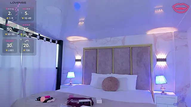 AliDiaz  online show from September 13, 12:16 pm