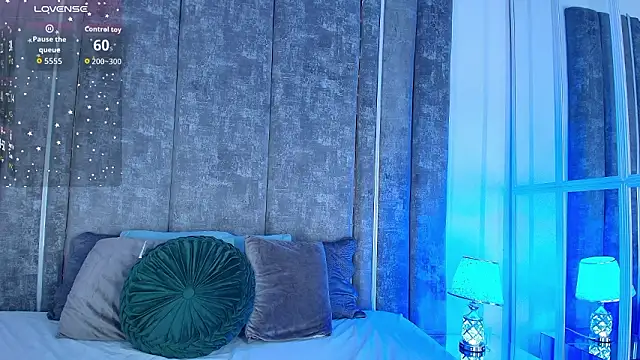 AliDiaz  online show from March 23, 6:56 pm