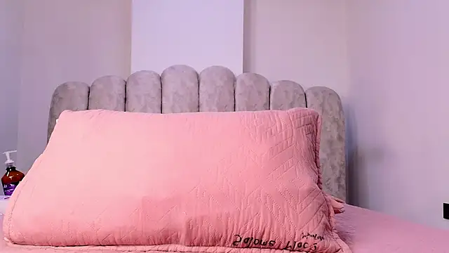 sharlott miller online show from January 14, 12:00 pm