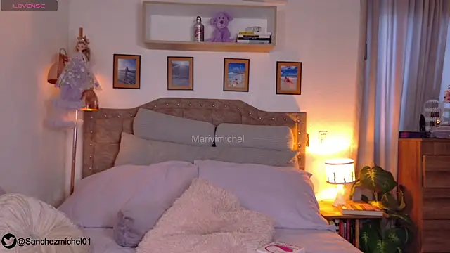 Marivimichel1 online show from February 26, 10:09 pm