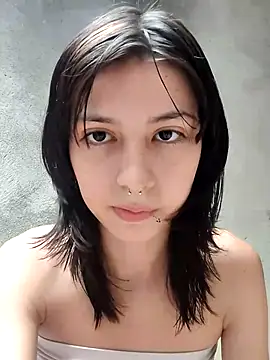 Maiden-Hot online show from February 23, 9:05 pm