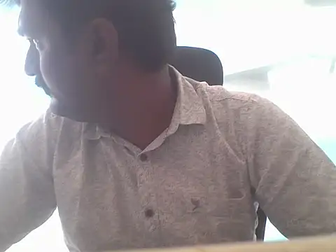 Snapshot of mathavan2006 chatting on October 29, 5:53 am mathavan2006 online show from October 29, 5:53 am