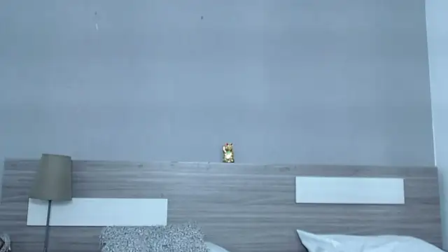 Liiamthompson online show from October 5, 3:16 am