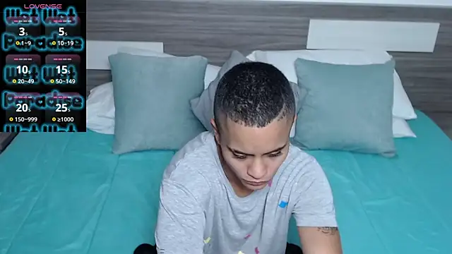 Liiamthompson online show from March 26, 9:48 am