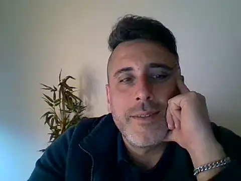 Snapshot of 66MA69 chatting on February 24, 4:47 pm 66MA69 online show from February 24, 4:47 pm