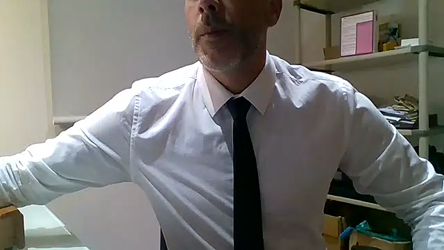 66MA69 online show from March 21, 6:07 am