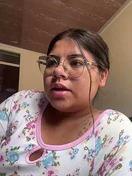 viccky vick online show from February 3, 2:34 pm