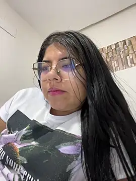 viccky vick online show from February 6, 1:21 pm