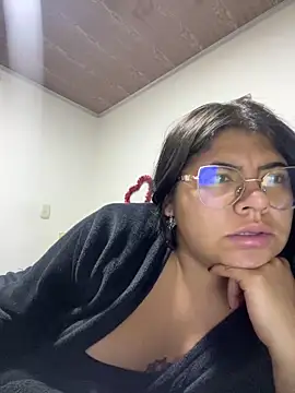 viccky vick online show from March 6, 11:36 am