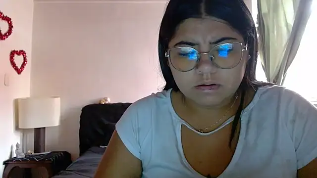 viccky vick online show from September 16, 9:49 pm