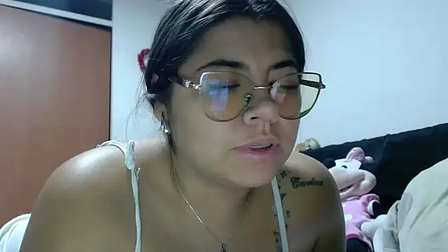 viccky vick online show from October 21, 11:38 pm