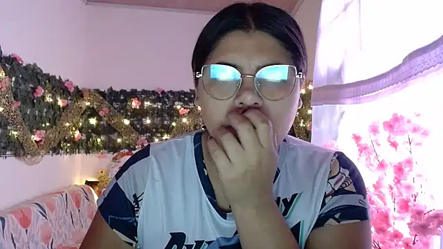 viccky vick online show from November 28, 6:21 pm