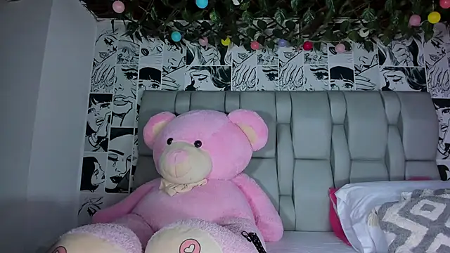 LucyRosse online show from May 3, 11:16 am