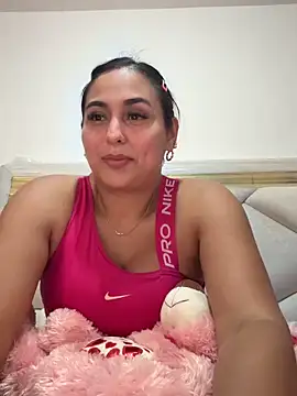 Snapshot of dulcehot_1502 chatting on February 19, 2:55 pm dulcehot 1502 online show from February 19, 2:55 pm