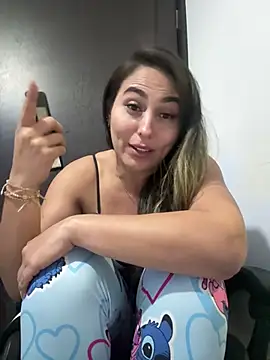 Snapshot of dulcehot_1502 chatting on March 8, 2:01 am dulcehot 1502 online show from March 8, 2:01 am