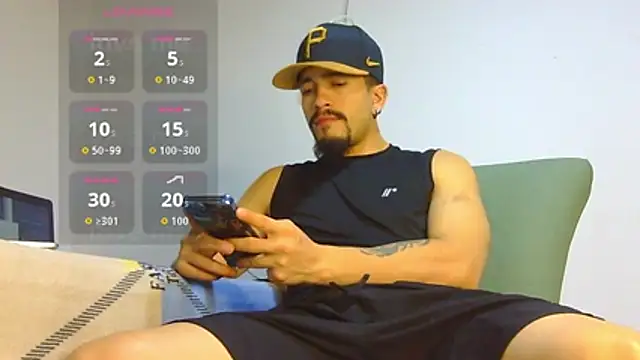 Snapshot of Keiviid chatting on August 2, 3:16 am Keiviid online show from August 2, 3:16 am