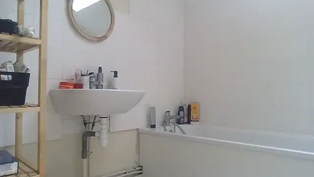 Snapshot of Zer_oki chatting on March 13, 10:36 am Zer oki online show from March 13, 10:36 am