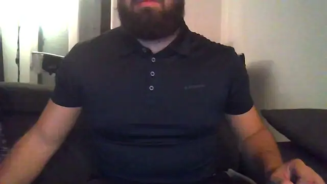 Snapshot of Zer_oki chatting on October 31, 7:48 pm Zer oki online show from October 31, 7:48 pm