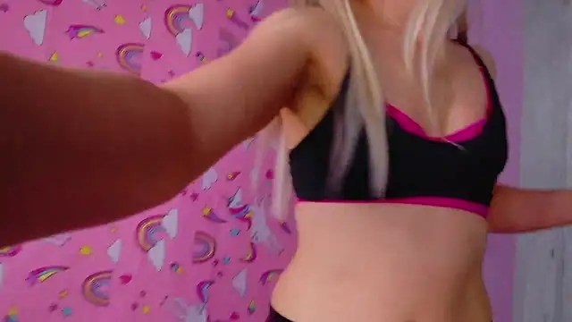 TwerkingCheerleader online show from June 11, 8:07 pm
