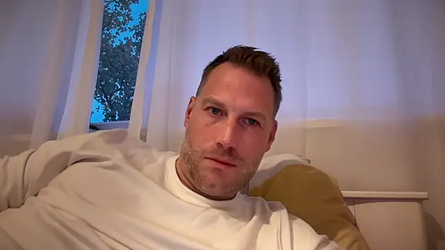 Christian87xxx online show from October 4, 4:49 pm