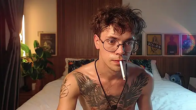 William Henry  online show from May 27, 1:52 pm