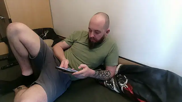 Chester 2006 online show from February 20, 2:57 pm