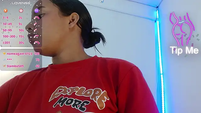 Roxy Stonee online show from October 9, 7:34 pm