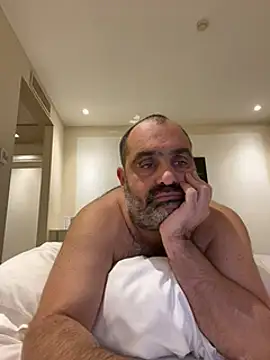 fuocovivo4 online show from February 12, 10:04 pm