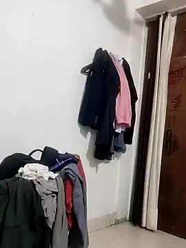 Snapshot of Hot_funky_boy chatting on February 11, 7:38 pm Hot funky boy online show from February 11, 7:38 pm