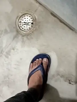 Snapshot of Hot_funky_boy chatting on January 10, 1:02 pm Hot funky boy online show from January 10, 1:02 pm