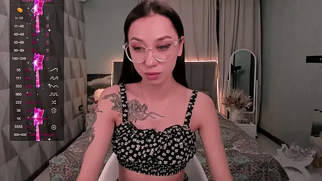 Snapshot of Queen_Gabriel chatting on February 5, 7:53 pm Queen Gabriel online show from February 5, 7:53 pm